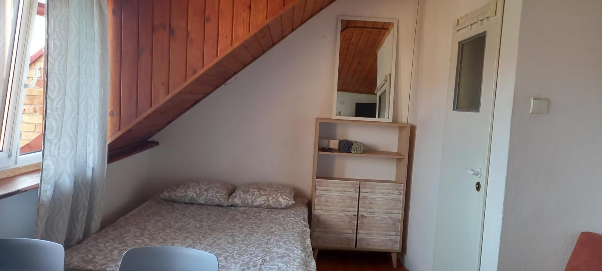 Domek Pod Sosnami Pokoje 2-3 Osobowe Apartment เมียลโน ภายนอก รูปภาพ