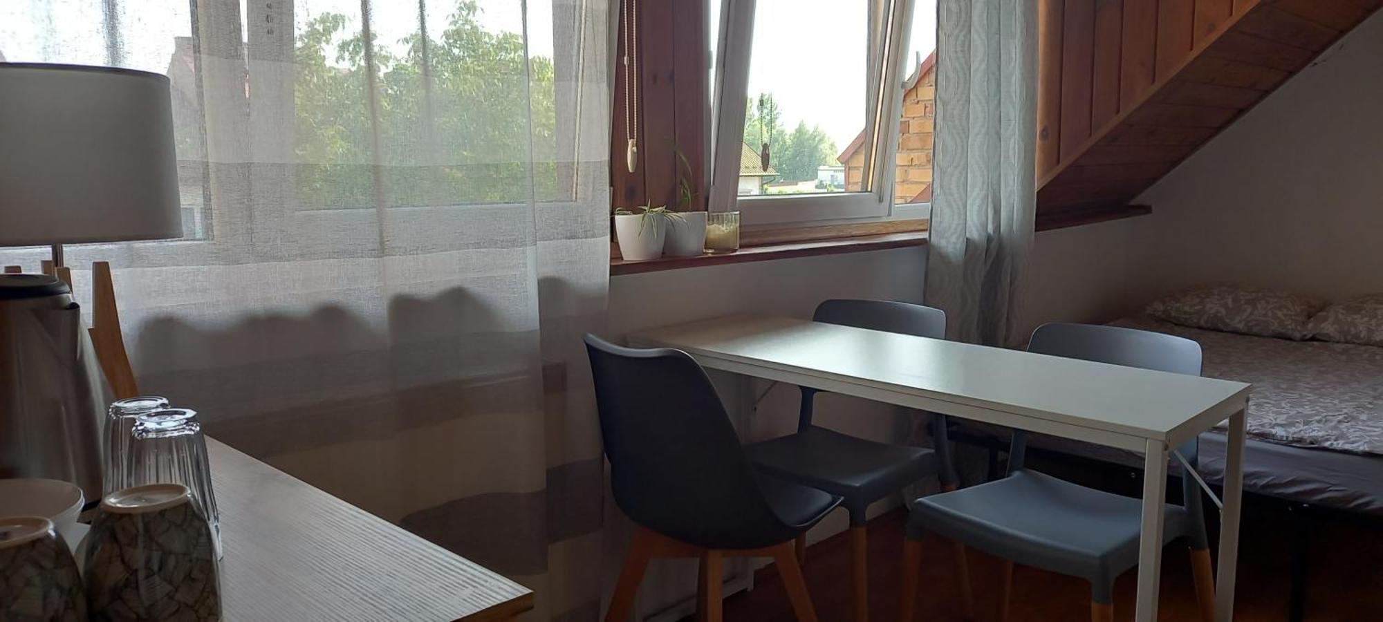 Domek Pod Sosnami Pokoje 2-3 Osobowe Apartment เมียลโน ภายนอก รูปภาพ