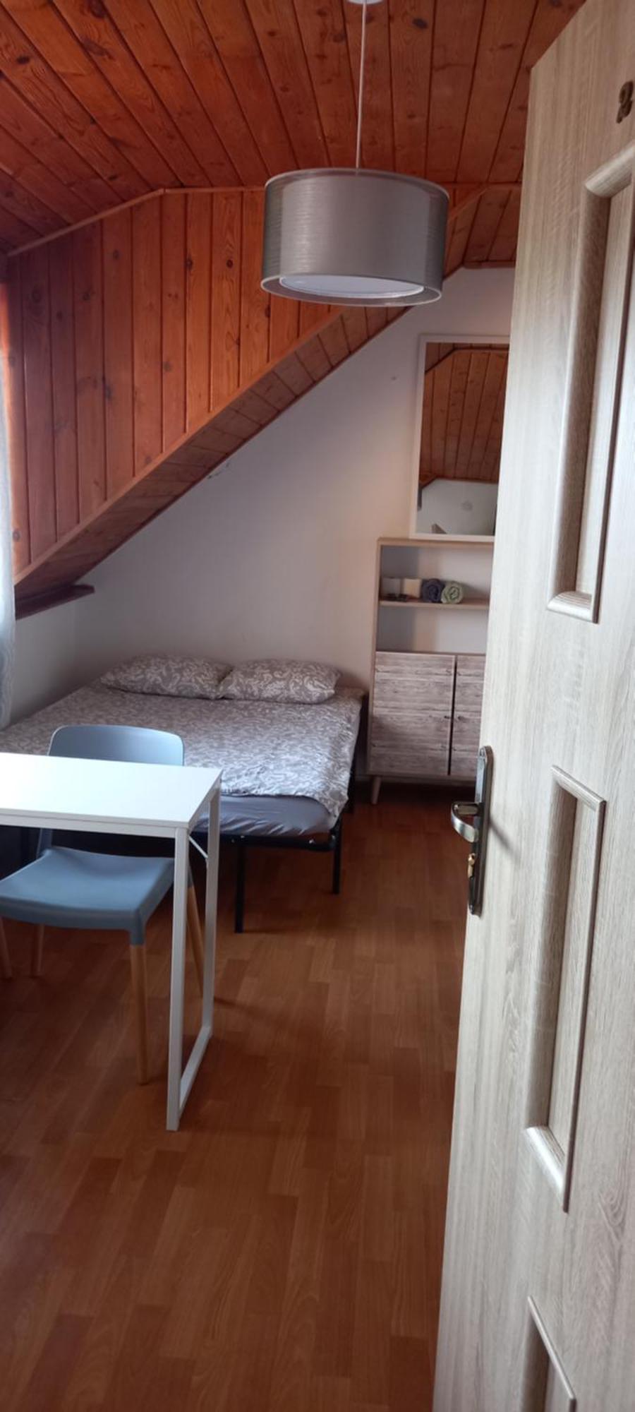 Domek Pod Sosnami Pokoje 2-3 Osobowe Apartment เมียลโน ภายนอก รูปภาพ