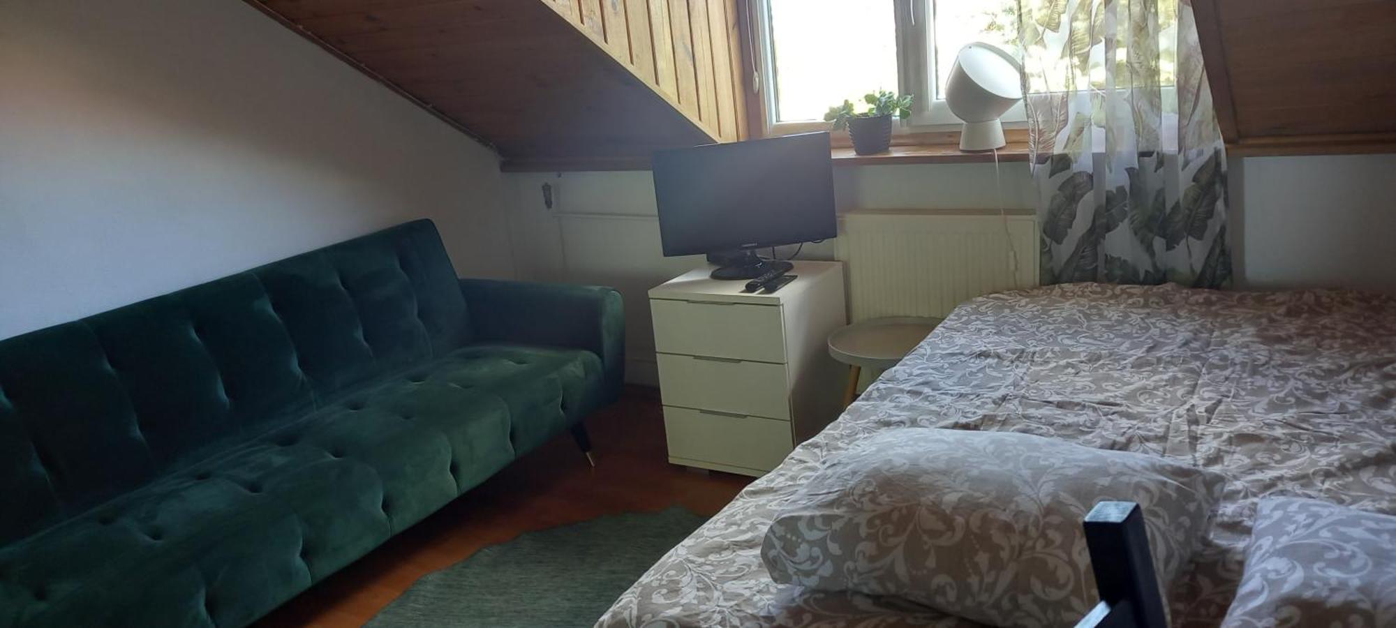 Domek Pod Sosnami Pokoje 2-3 Osobowe Apartment เมียลโน ภายนอก รูปภาพ